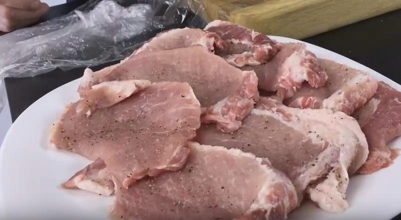 Перченое свиное мясо