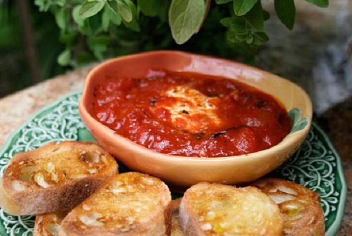 Томатный соус с сыром «Горгонцола»