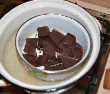 Топим шоколад для глазури
