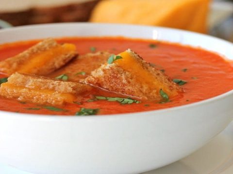 Очень сытный томатный суп — пюре