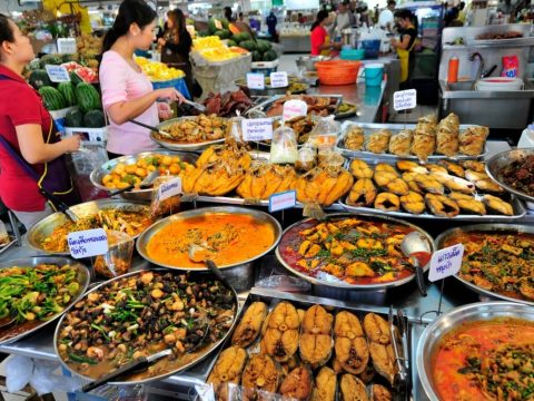 10 уличных блюд Таиланда