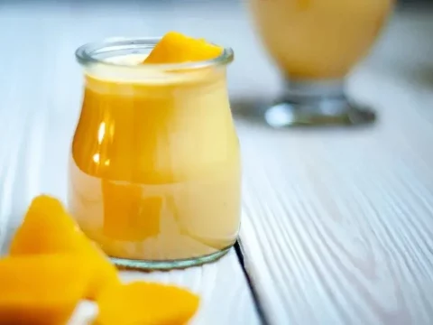 Десерт из манго