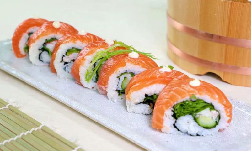 Сколько хранятся суши и роллы